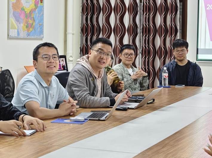 学生座谈会2 学生座谈会2