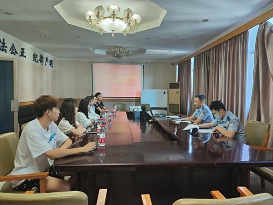 志愿活动座谈会——记“知交规，行安全”专项支队基地回访