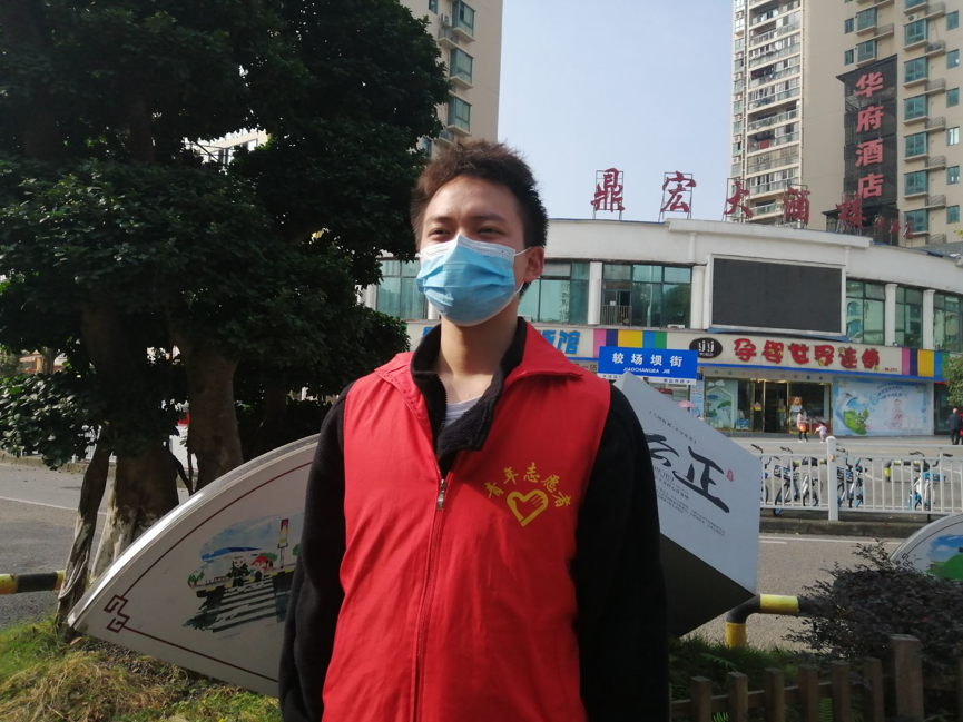 深秋里的温暖—“知交规，行安全”交通文明志愿服务第172期活动